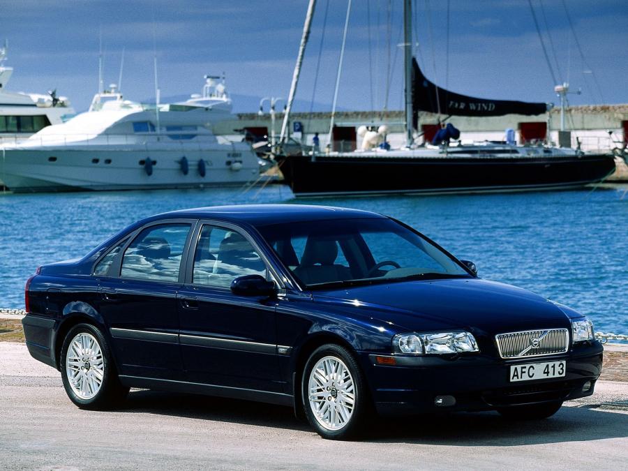  Volvo S80 T6 1998 года  (фото 6 из 10)